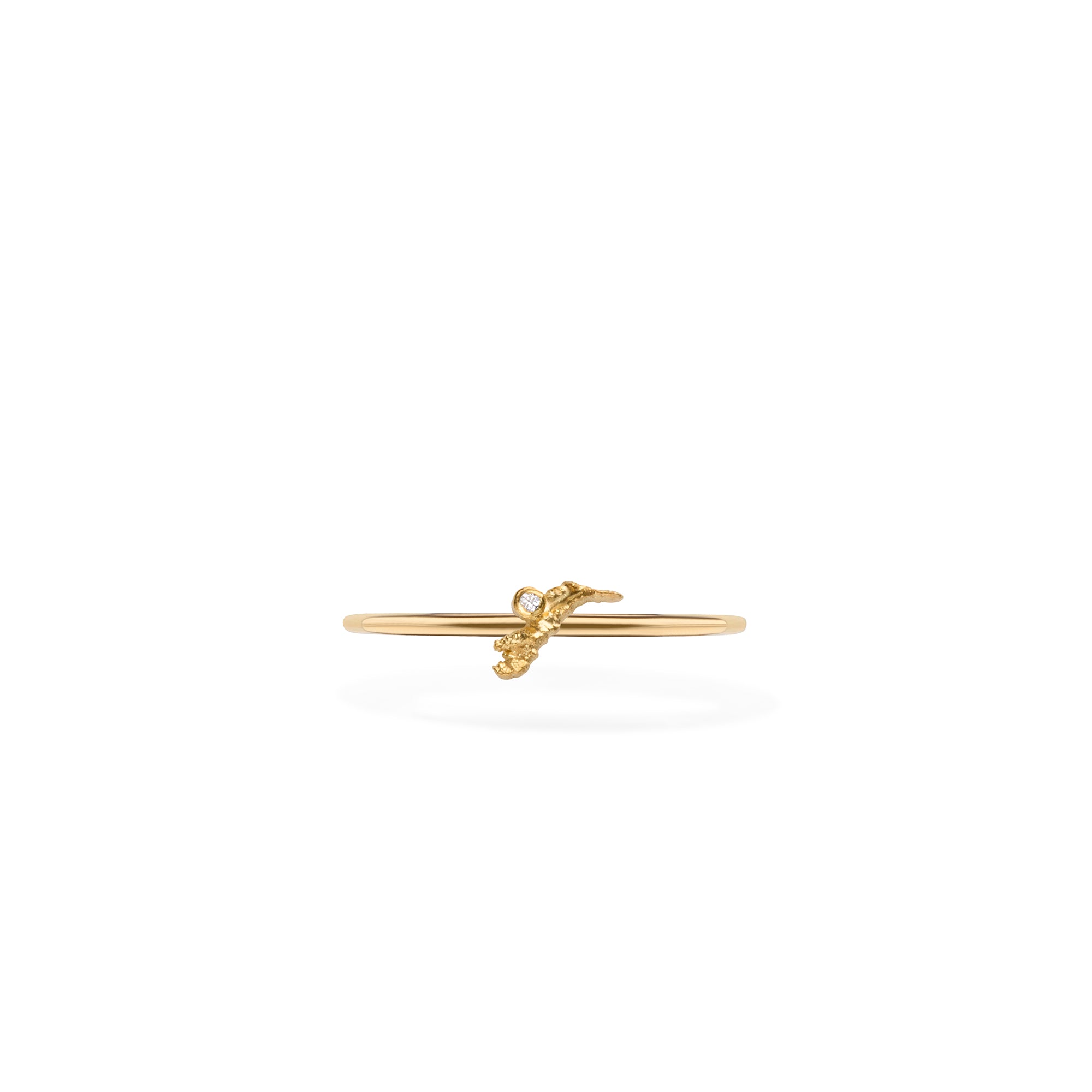 Amorgos island ring with a diamond in 18K gold, HRIAM Cyclades collection